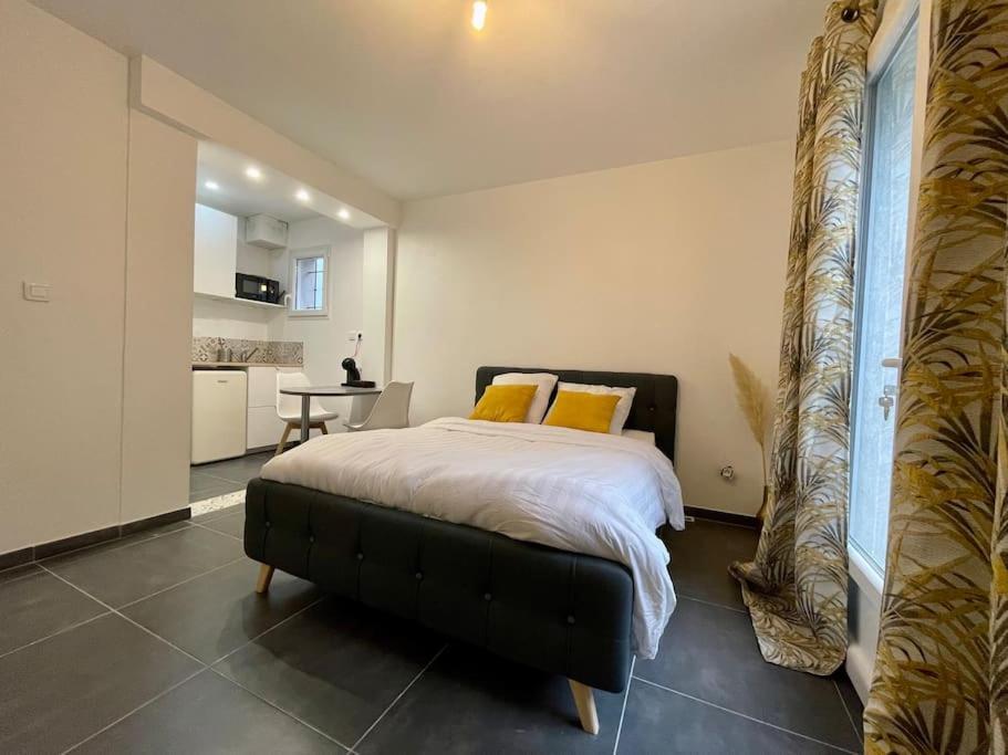 Logement Cosy Cuisine / Terrasse / Bbq Ollioules Ngoại thất bức ảnh