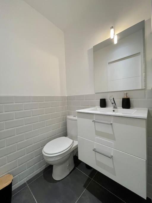 Logement Cosy Cuisine / Terrasse / Bbq Ollioules Ngoại thất bức ảnh